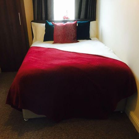 The Ideal House - 24 7 Check In Parking Villa Bradford  Esterno foto