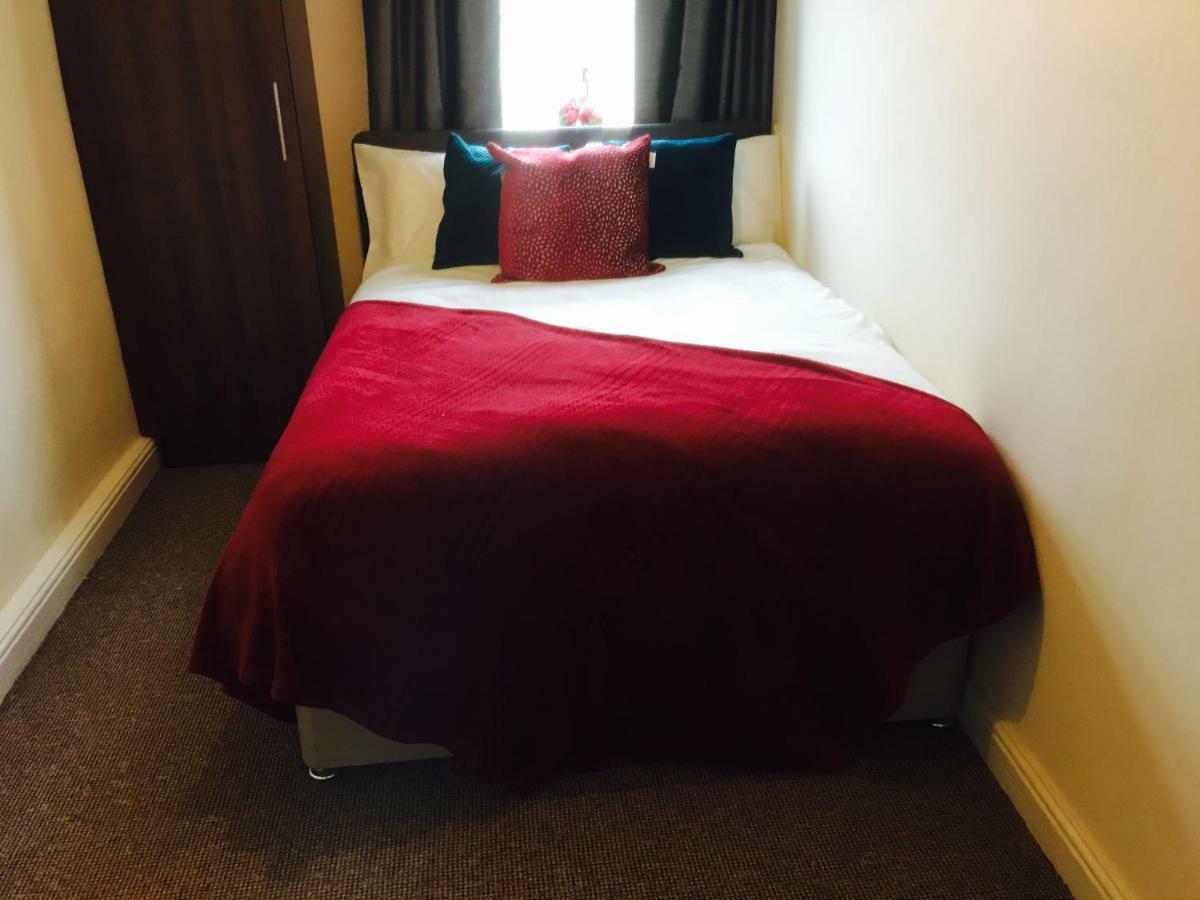 The Ideal House - 24 7 Check In Parking Villa Bradford  Esterno foto